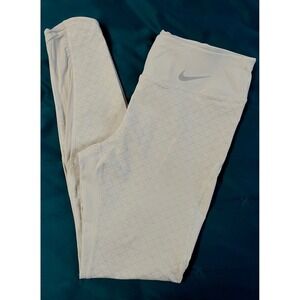 Nike Yoga Luxe Women's High-Waisted Jacquard Capri Leggings Medium